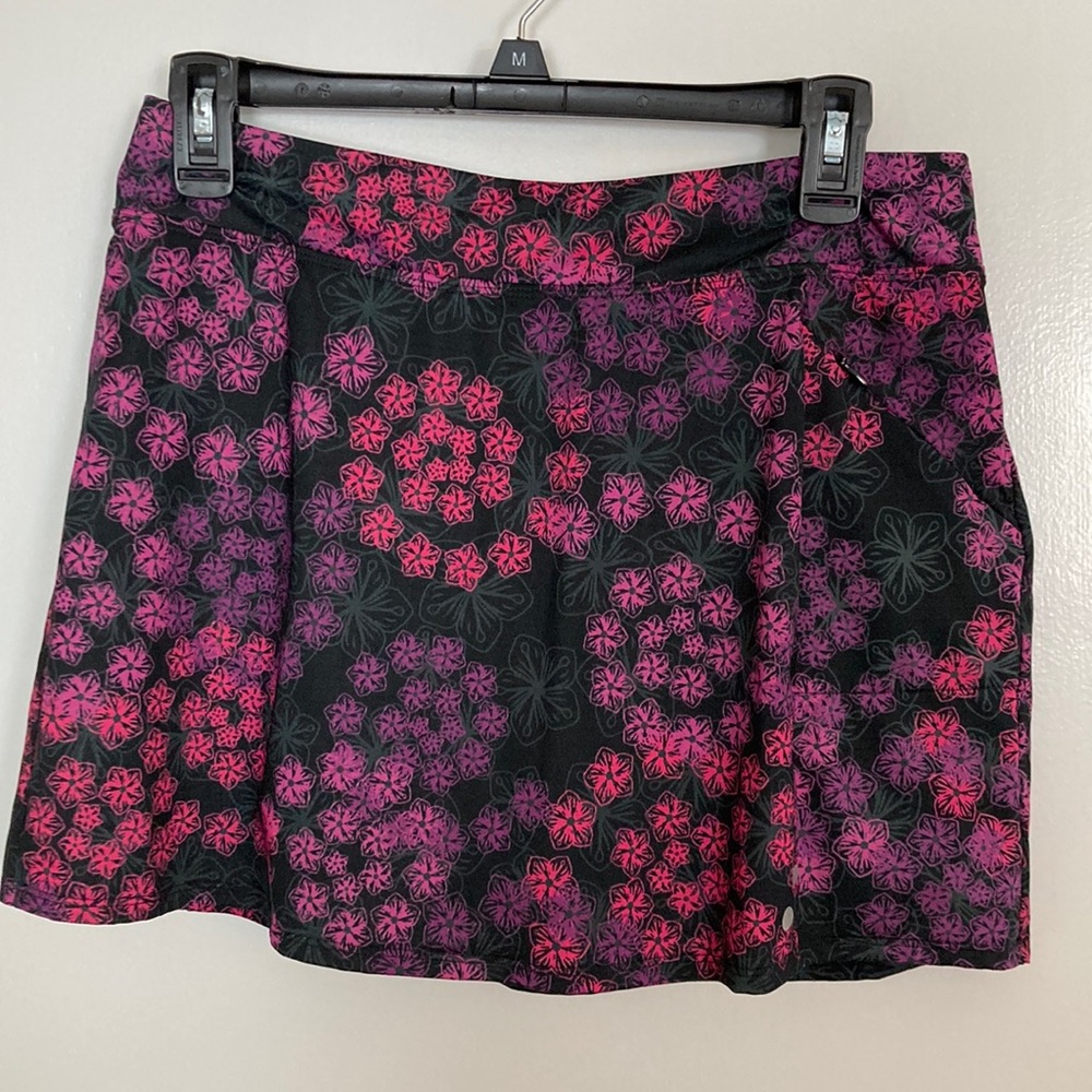 LL Bean, Size S, black, purple, pink, and gray colors, Women's Skort.